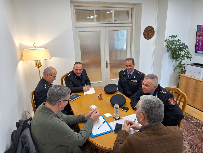 sinantisi-sintonistiko-arkadia-2-2025-3.jpg?v=0 sinantisi-sintonistiko-arkadia-2-2025-3.jpg?v=0