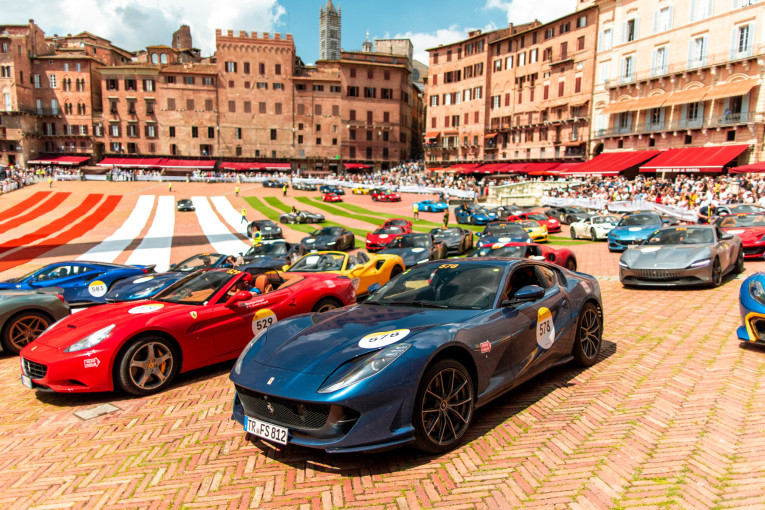 1000-miglia-2023-siena-ferrari.jpg 1000-miglia-2023-siena-ferrari.jpg