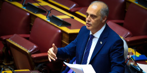 Αθλιότητες Βελόπουλου κατά Καιρίδη: «Ήξερα ότι κακιά είσαι... κακός είσαι, κακιά άποψη»