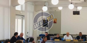 "Διασυρμός για την πόλη η λειτουργία του Δ.Α.Κ. Να το κλείσουμε κι αυτό!"