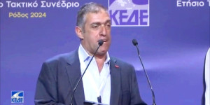 Παπαδημητρίου: "Παράνομες εισροές αλλοδαπών - Να ακουστεί η φωνή των τοπικών κοινωνιών μέσω δημοψηφισμάτων"
