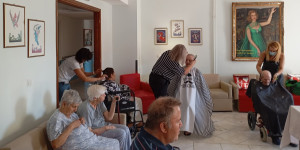 Δωρεάν καλλωπισμός και περιποίηση σε μέλη του Δεκάζειου Γηροκομείου Τρίπολης