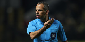 Ο Τσαγκαράκης σφυρίζει το ASTERAS AKTOR - Λαμία