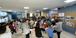 Τρίπολη: "Η Τρίτη Ηλικία απολαμβάνει τη ζωή - Παίζουν και διασκεδάζουν σαν παιδιά με τα παιδιά"