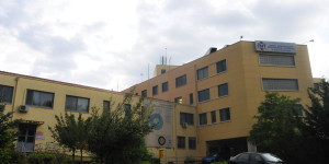 Παρέμβαση-διαμαρτυρία συνταξιούχων στην είσοδο του Παναρκαδικού Νοσοκομείου Τρίπολης