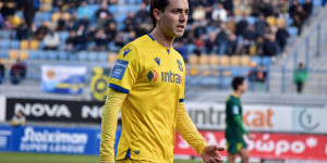 Επέστρεψε στην Ελλάδα ο Άντριαν Ριέρα