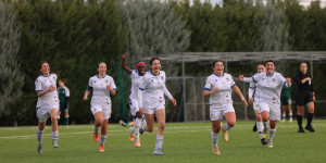 Το "κιτρινομπλέ" μενού της Κυριακής