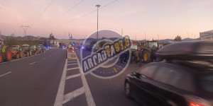 Συμβολικός αποκλεισμός του «Μορέα» από αγρότες για 15 λεπτά