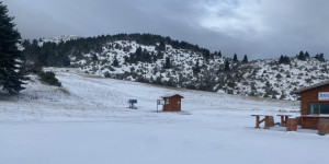 Έπεσε φρέσκο χιόνι στο Μαίναλο