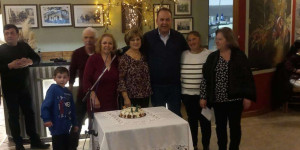 O Δήμαρχος Γορτυνίας και Αντιδήμαρχοι στη κοπή της Πρωτοχρονιάτικης Πίτας του Συλλόγου Φιλοπροόδων Βυτίνας