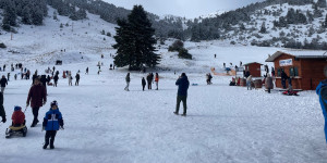 Ανοιχτό και σήμερα, Πέμπτη, το Χιονοδρομικό Κέντρο Μαινάλου