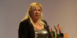 "Θα τον κρίνει ο Θεός ως άνθρωπο": Ξέσπασε η Δήμητρα Λιάνη Παπανδρέου για τον Κώστα Σημίτη