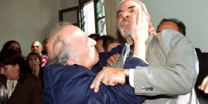 Η άγνωστη δικαστική διαμάχη του Στέλιου Καζαντζίδη για 110 εκατ. δραχμές: Μηνύσεις, ξύλο και φυλακή