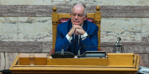 Και με τη βούλα ο Κωνσταντίνος Τασούλας 9ος πρόεδρος της Ελληνικής Δημοκρατίας