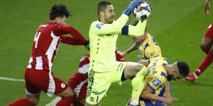 Για τρίτη φορά έφυγε αλώβητος