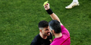 Βαλέρι: "Επρεπε να είχε αποβληθεί ο Φούντας" (vid)