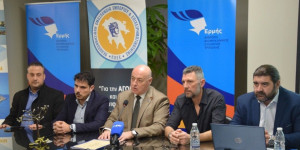 Νέα συνεργασία της Περιφέρειας και της Ομοσπονδίας Εμπόρων Πελοποννήσου