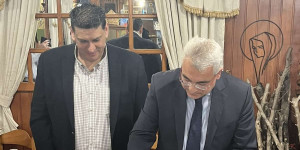 ΑΕΚ Τρίπολης και Πανπροσφυγική Ένωση Αρκαδίας έκοψαν μαζί τη βασιλόπιτά τους