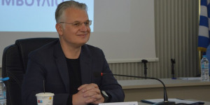 Δημήτρης Πτωχός: "Να μιλάτε, να προτείνετε, να διεκδικείτε -αυτό το συμβούλιο είναι η φωνή σας"