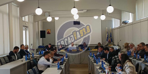 Με... Δημοτικό Συμβούλιο μπαίνει ο Ιούλιος στην Τρίπολη