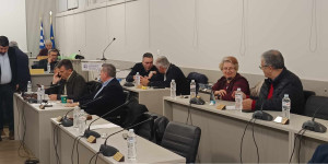 Δημοτικό Συμβούλιο Τρίπολης: "Επίθεση" Τζιούμη στη διοίκηση του Κέντρου Υγείας Τρίπολης