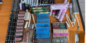 Αρκαδία: Συνελήφθη 18χρονος που είχε πάνω από 500 κροτίδες στο σπίτι του