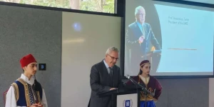 Σάλος στην Αυστραλία: Αρνήθηκε να υπογράψει υπέρ της Παγκόσμιας Ημέρας Ελληνικής Γλώσσας