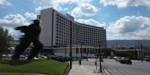 The Ilisian: Η επανεκκίνηση ενός αθηναϊκού τοπόσημου - Οι πρώτες εικόνες του πρώην Hilton