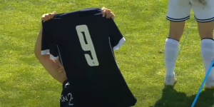 Η αφιέρωση της Κανέλλου σε Σαϊχ και Καραγιάννη