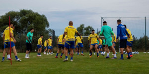 Στιγμές από την πρώτη προπόνηση επί πολωνικού εδάφους