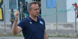 Δημήτρης Κόλλιας: «Ο αθλητισμός και το ποδόσφαιρο αποτελούν ασπίδα ενάντια στα ναρκωτικά»