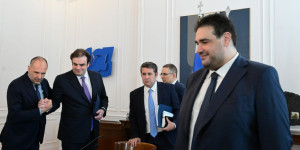 Νέος Κώδικας Αυτοδιοίκησης: "Kλειδώνει" η εκλογή Περιφερειαρχών και Δημάρχων σ' ένα γύρο