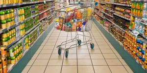 "Πολίτες μειωμένης αντίληψης και προσδοκιών": Η καλύτερη.. "άμυνα" της Κυβέρνησης