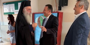 "Ενωμένοι μπορούμε να διαμορφώσουμε ένα σχολείο και ένα πανεπιστήμιο που εμπνέουν"