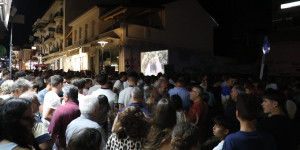 Η Τρίπολη είναι κίτρινη, η Τρίπολη είναι μπλε