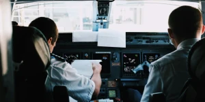 Έρευνα σοκ: Πιλότοι «σβήνουν» στο πιλοτήριο - 9 στους 10 παραδέχονται ότι κοιμούνται εν ώρα πτήσης