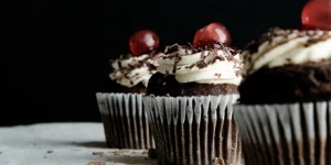 Εορτολόγιο: Ποιος γιορτάζει σήμερα 3 Οκτωβρίου - Σε ποιους θα πείτε "χρόνια πολλά"