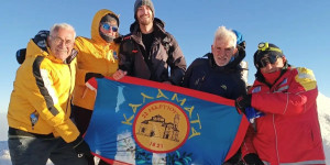 Στην κορυφή του Αραράτ ορειβάτες από την Καλαμάτα