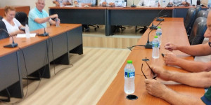 Σύσκεψη στο Δημαρχείο Τριφυλίας με τη συμμετοχή της Περιφέρειας για τις καταστροφές από την πυρκαγιά