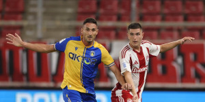 Ο Ολυμπιακός περνάει δύσκολα στο "Κολοκοτρώνης"