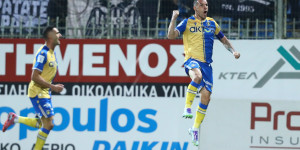 Οι αντιδράσεις του πάγκου του ASTERAS AKTOR στα γκολ και η αποθέωση μετά το φινάλε (vid)