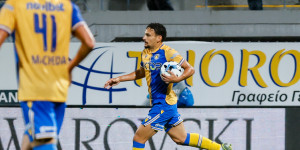 "Χρυσός" Εμμανουηλίδης τον οδηγεί