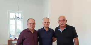 Συνάντηση του Πολιτιστικού Αθλητικού Λαογραφικού Συλλόγου Χρυσοβιτσίου με τον Περιφερειάρχη Πελοποννήσου