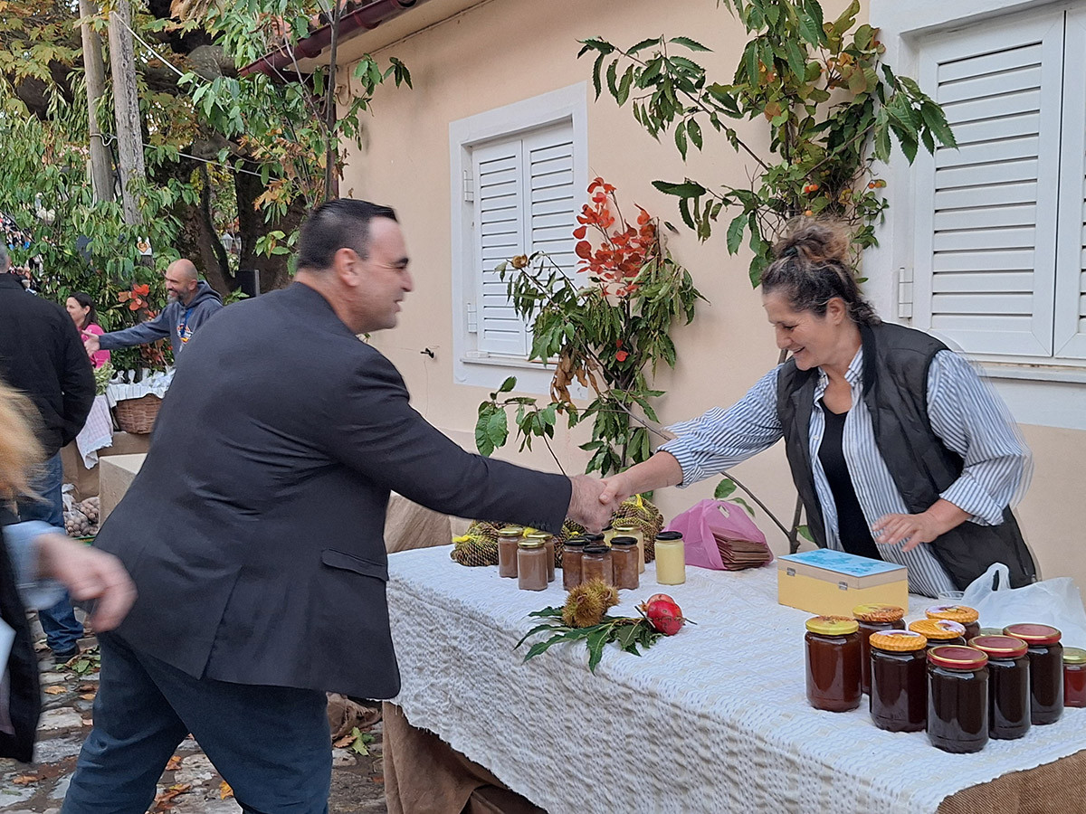 Gallery image Gallery image